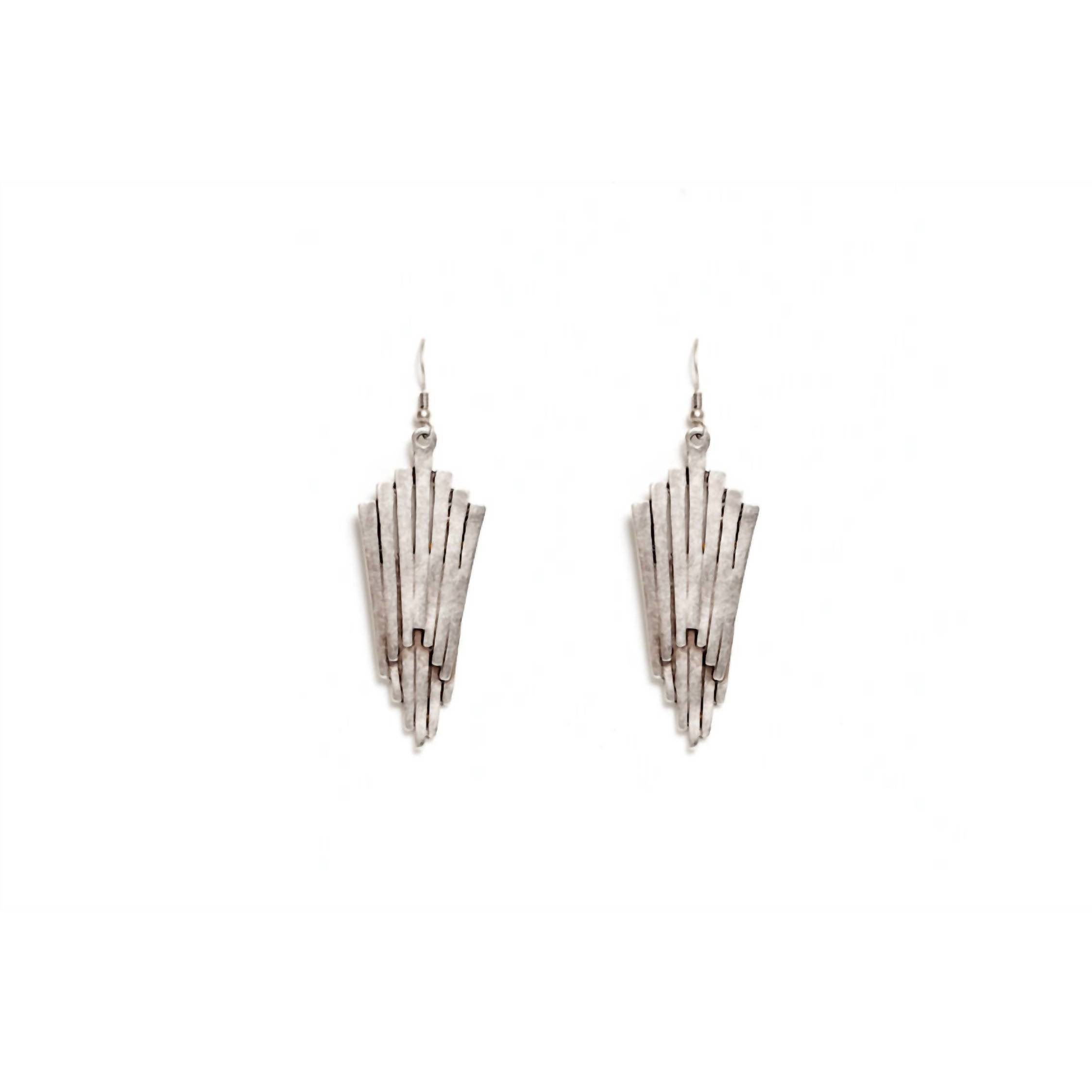 New Avenue Chic Women's Tiny Grape Sun Earrings In Black